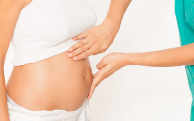Neo-mamme e mal di schiena: un aiuto dall’osteopatia
